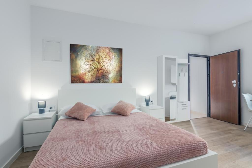 Apartment Klara Free Parking, Center Pula Exterior foto
